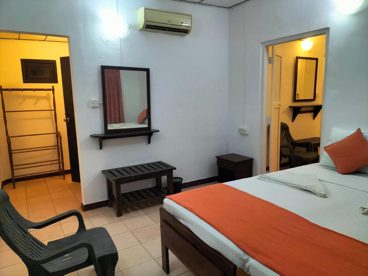 Hotel Coral Bay Trincomalee Exterior foto
