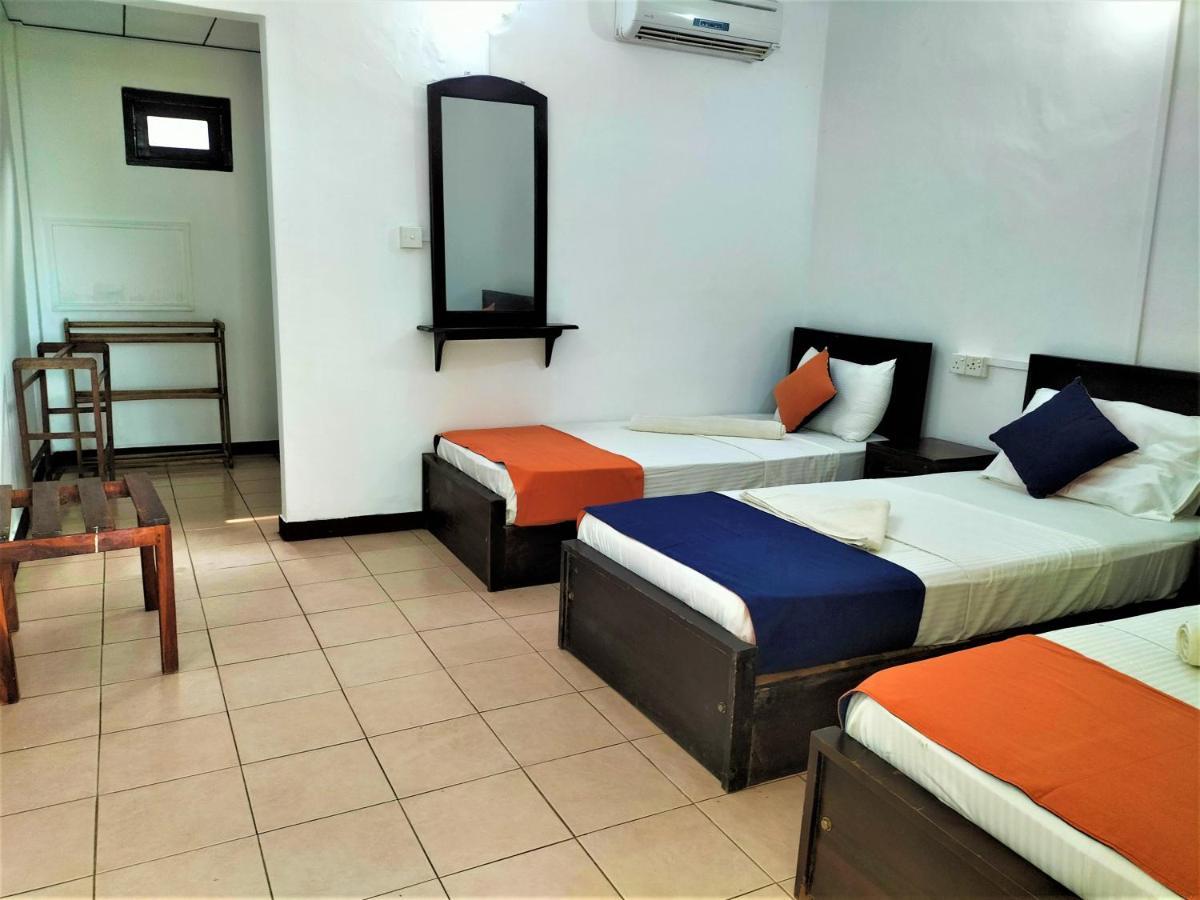 Hotel Coral Bay Trincomalee Exterior foto