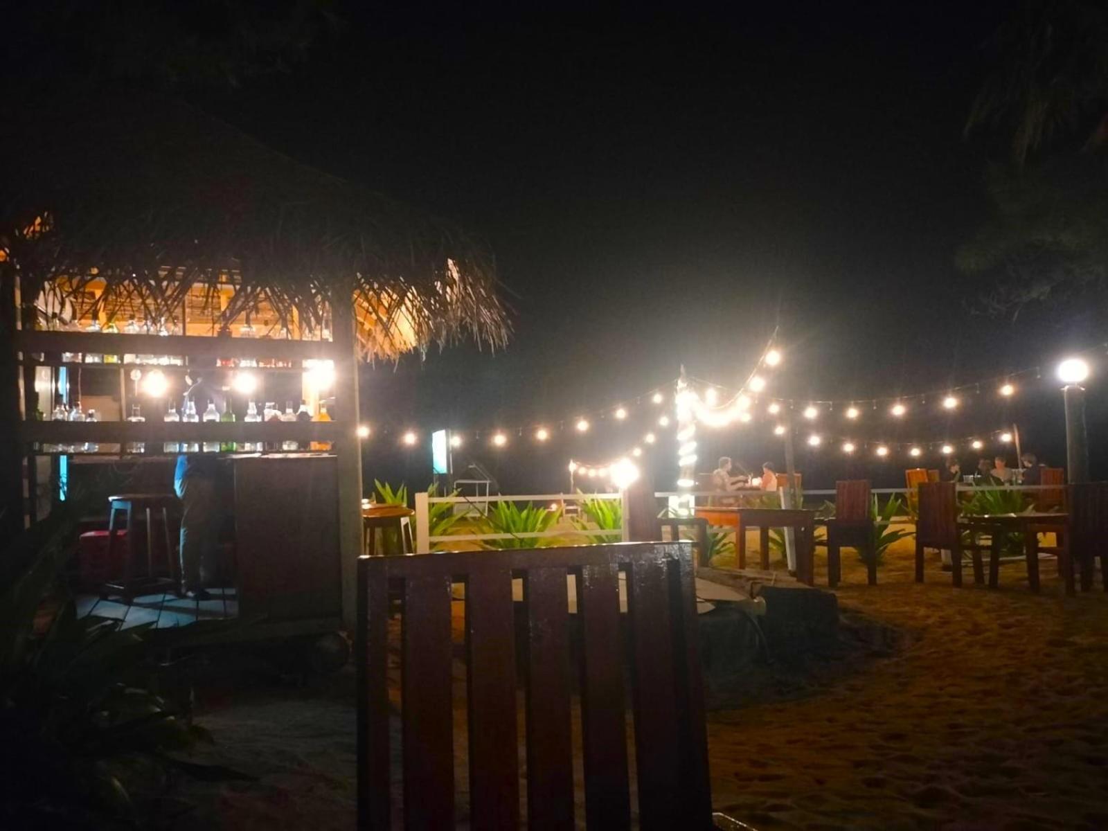 Hotel Coral Bay Trincomalee Exterior foto