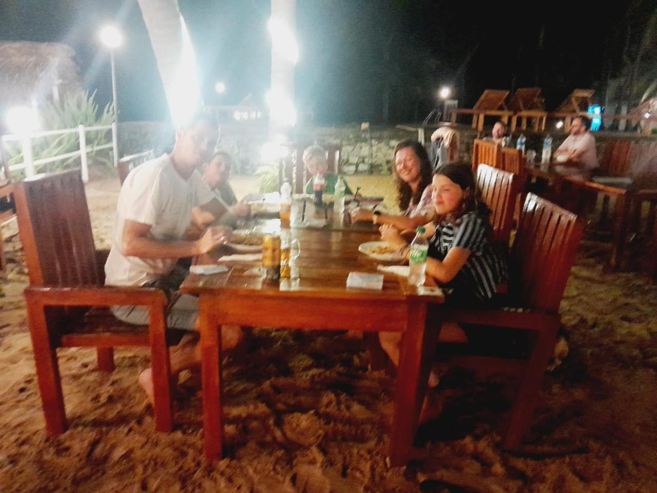 Hotel Coral Bay Trincomalee Exterior foto
